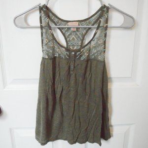 Junior's Olive Green Tank Top